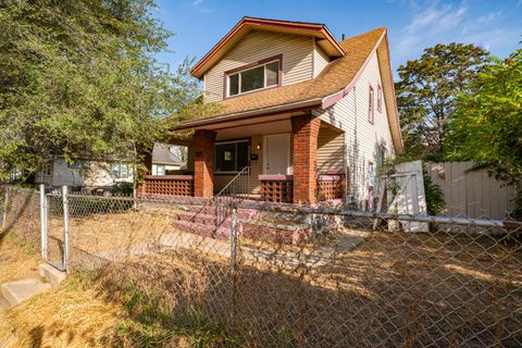 Photo of 3805 Hoover Avenue, Dayton, OH 45402 (MLS # 1042704)