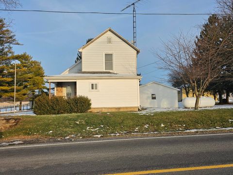 Photo of 3243 C R 1, Bellefontaine, OH 43311 (MLS # 1042945)
