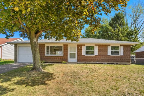 Photo of 2411 New Castle Drive, Troy, OH 45373 (MLS # 1041740) Photo of 2411 New Castle Drive, Troy, OH 45373 (MLS # 1041740)