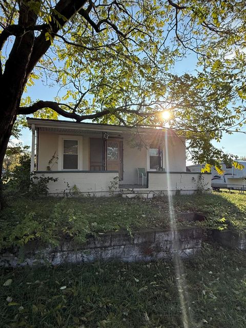 Photo of 546 Wynora Avenue, Dayton, OH 45404 (MLS # 1042361)