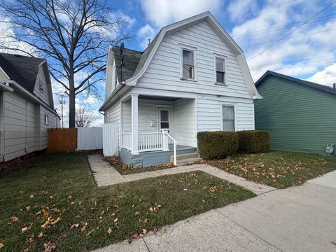 Photo of 743 N Belmont Avenue, Springfield, OH 45503 (MLS # 1042727)