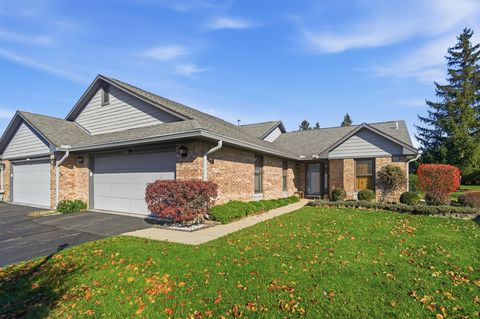 Photo of 3112 Country Side Court, Springfield, OH 45503 (MLS # 1042320)