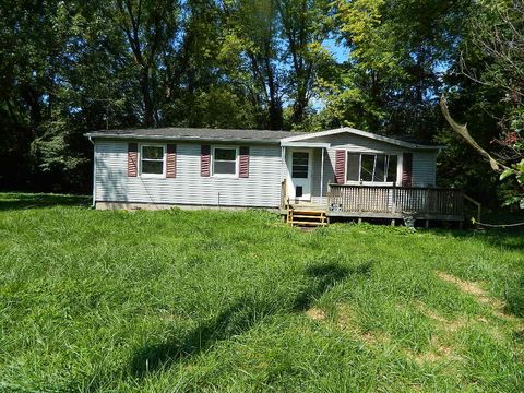 Photo of 5820 Wynn Road, Springfield, OH 45502 (MLS # 1041241)