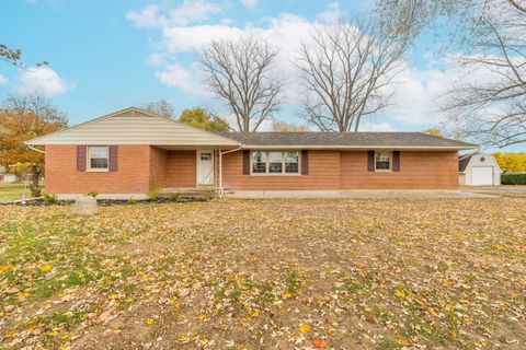 Photo of 8425 Moffett Road, Piqua, OH 45356 (MLS # 1042432)
