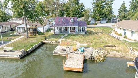 Photo of 10801 Buckeye Drive, Huntsville, OH 43324 (MLS # 1041208)