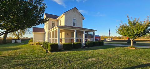 Photo of 2810 E US-36, Piqua, OH 45356 (MLS # 1042138)