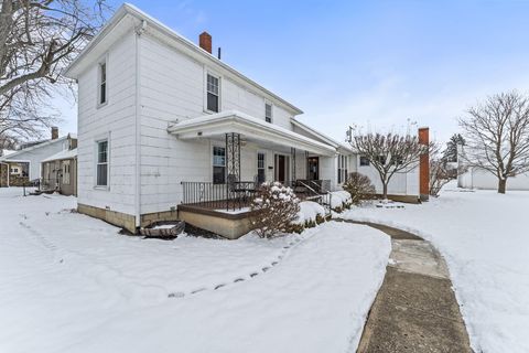 Photo of 210 N Grant Street, Covington, OH 45318 (MLS # 1042837)