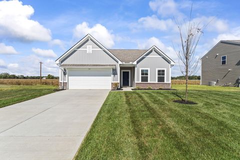 Photo of 1117 Honeydew Drive, Troy, OH 45371 (MLS # 1041842) Photo of 1117 Honeydew Drive, Troy, OH 45371 (MLS # 1041842)