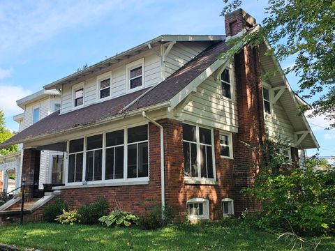 Photo of 608 S Ohio Avenue, Sidney, OH 45365 (MLS # 1041580) Photo of 608 S Ohio Avenue, Sidney, OH 45365 (MLS # 1041580)