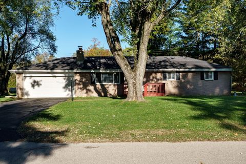 Photo of 3930 Liebherr Drive, Beavercreek, OH 45430 (MLS # 1042280)