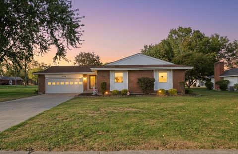 Photo of 322 Cole Drive, Wapakoneta, OH 45895 (MLS # 1042006) Photo of 322 Cole Drive, Wapakoneta, OH 45895 (MLS # 1042006)