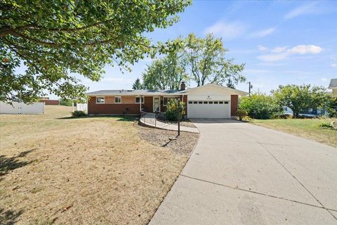 Photo of 4533 Drayton Court, Kettering, OH 45440 (MLS # 1041620)