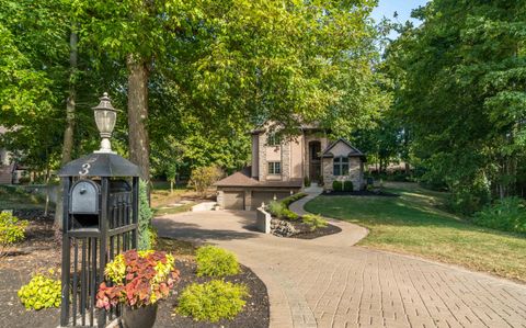 Photo of 3 Lake Ridge Drive, Piqua, OH 45356 (MLS # 1041297)