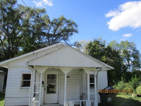 Photo of 118 Carr Street, Piqua, OH 45356 (MLS # 1041946)