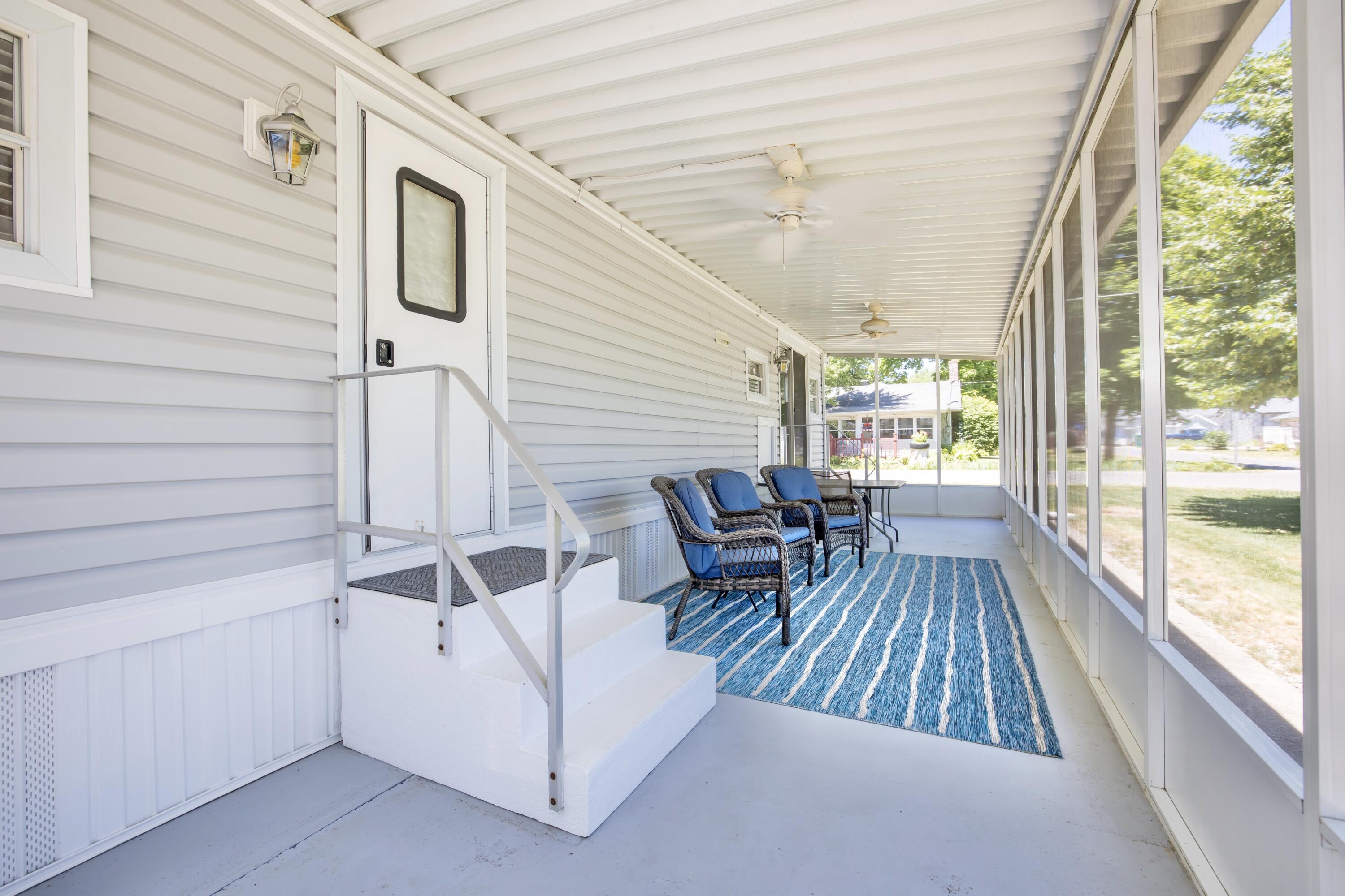 Photo 13 of 15 of 14051 Woll Drive mobile home