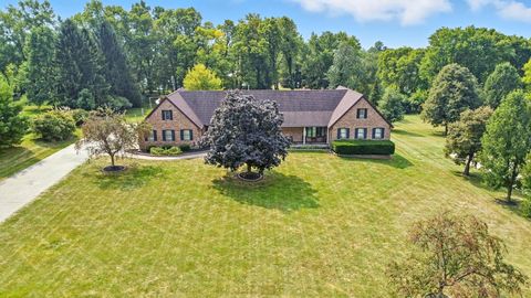 Photo of 2669 Quail Ridge Drive, New Carlisle, OH 45344 (MLS # 1041212)