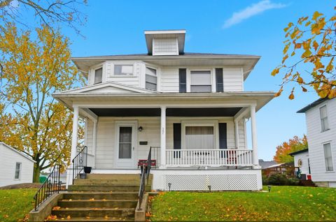 Photo of 307 W Benton Street, Wapakoneta, OH 45895 (MLS # 1042314)