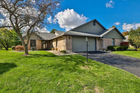 Photo of 1920 Wedgewood Circle, Springfield, OH 45503 (MLS # 1042114)