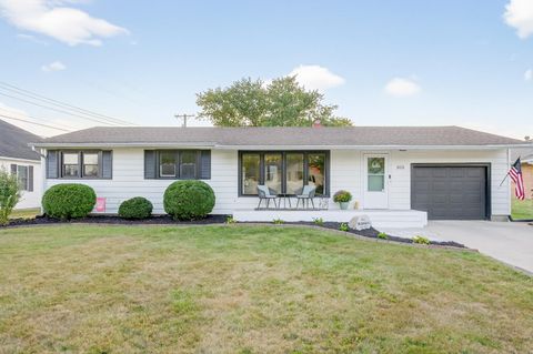 Photo of 205 Jacobs Drive, Wapakoneta, OH 45895 (MLS # 1041472)