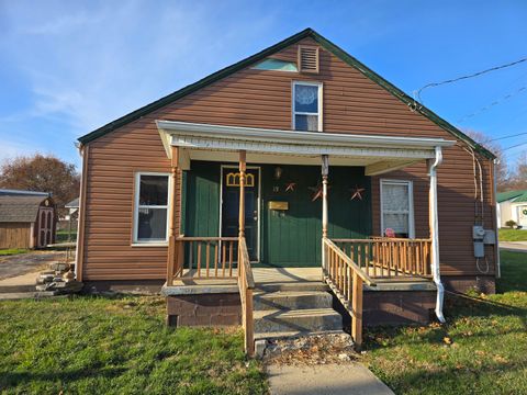 Photo of 19 Church Street, Mechanicsburg, OH 43044 (MLS # 1042606)