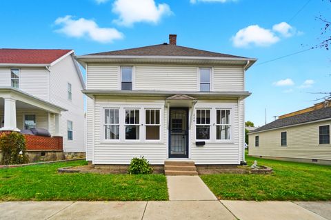 Photo of 228 N Chestnut Street, Saint Marys, OH 45885 (MLS # 1042150)