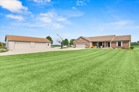 Photo for 1259 Township Road 174