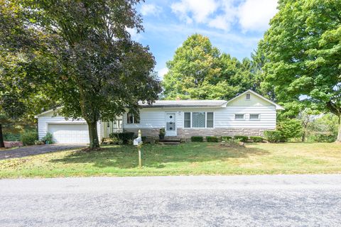 Photo of 2848 Township Road 179, Bellefontaine, OH 43311 (MLS # 1041581) Photo of 2848 Township Road 179, Bellefontaine, OH 43311 (MLS # 1041581)
