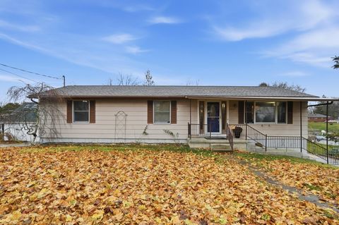 Photo of 2400 Thor Drive, Springfield, OH 45503 (MLS # 1042807)