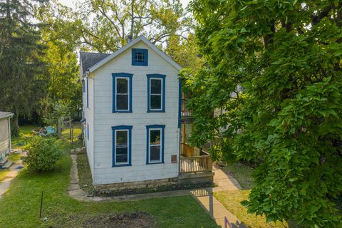 Photo of 28 S Florence Street, Springfield, OH 45505 (MLS # 1041215)