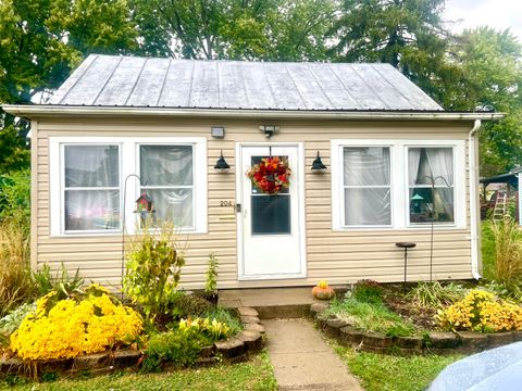 Photo of 204 W North Street, Elida, OH 45807 (MLS # 1041544) Photo of 204 W North Street, Elida, OH 45807 (MLS # 1041544)