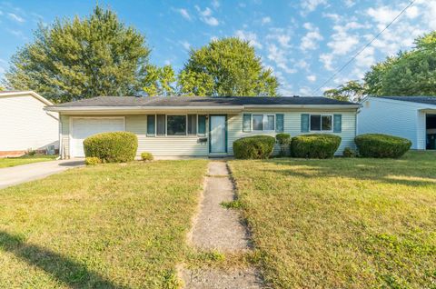 Photo of 912 Evergreen Drive, Sidney, OH 45365 (MLS # 1041427)
