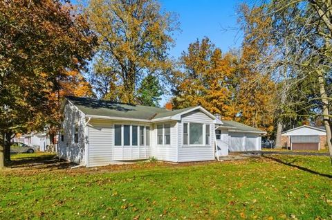 Photo of 5290 New Haven Drive, Lima, OH 45806 (MLS # 1042297)