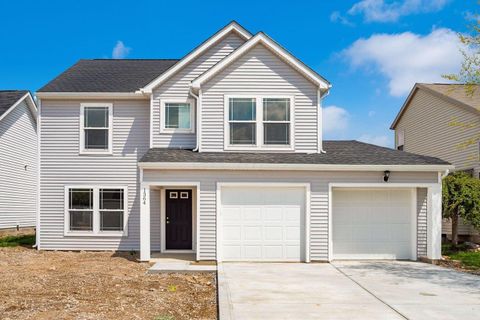 Photo of 912 Eastern Avenue, Bellefontaine, OH 43311 (MLS # 1042196)