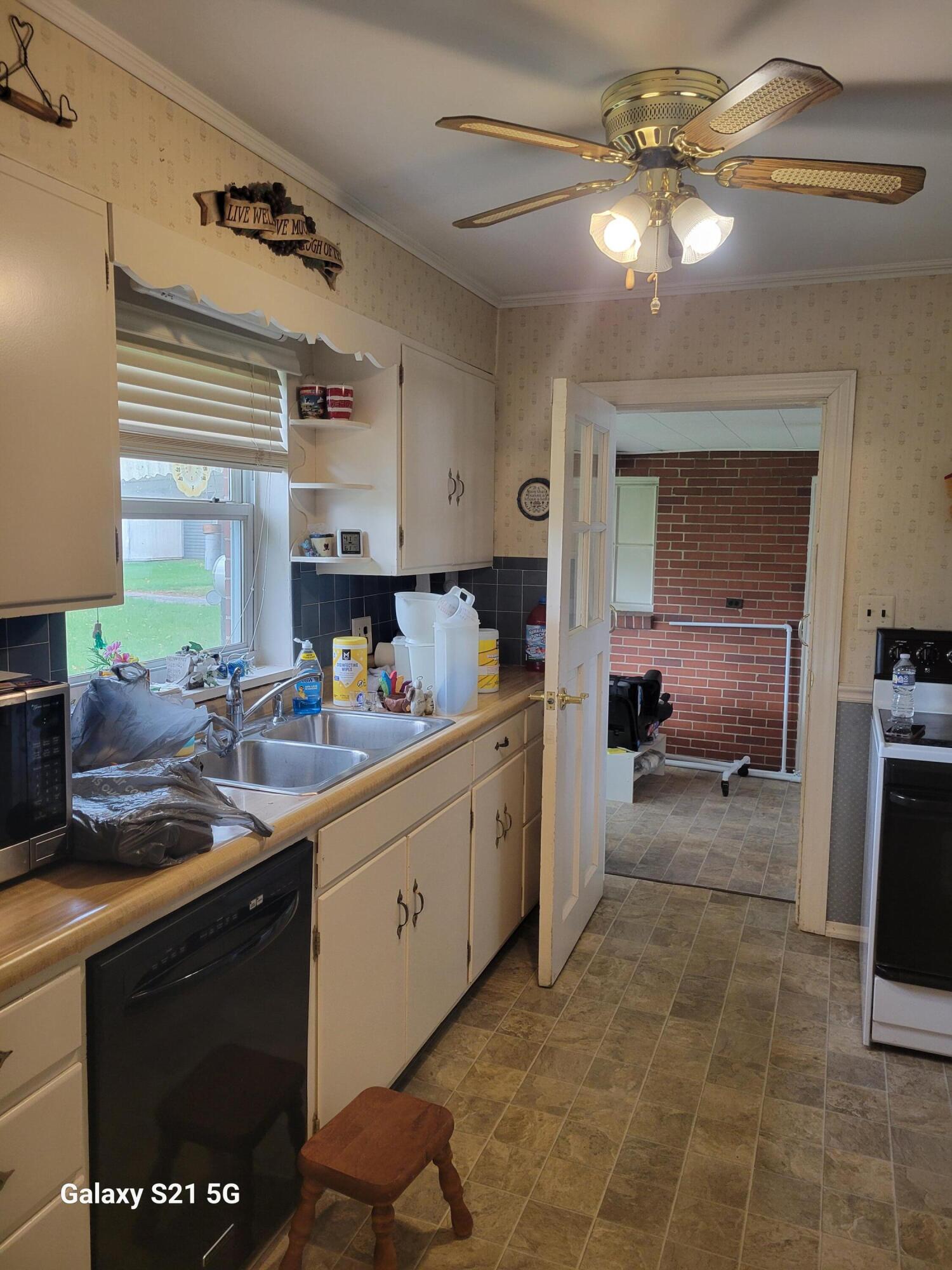 Covington, Ohio 45318, United States, 2 Bedrooms Bedrooms, ,1 BathroomBathrooms,Residential,Active,241986