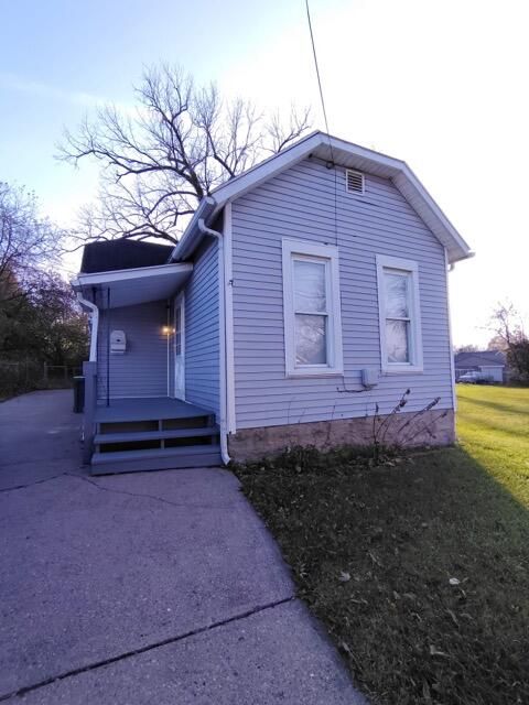 Photo of 2023 Cleveland Avenue, Springfield, OH 45503 (MLS # 1042671)