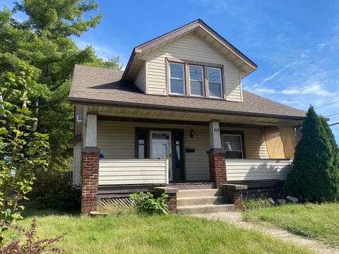 Photo of 112 N Burnett Road, Springfield, OH 45503 (MLS # 1041921)