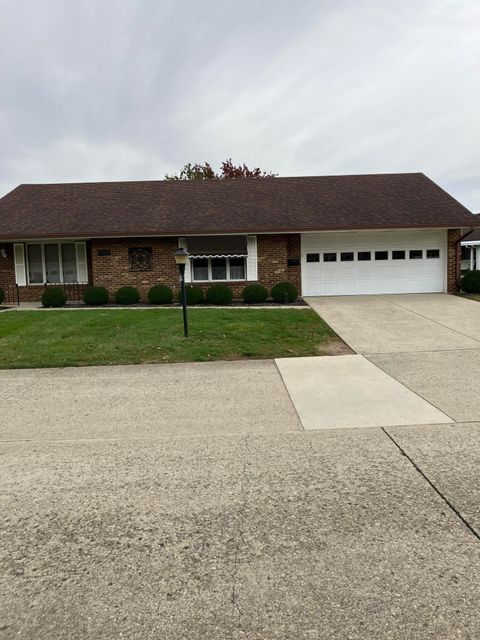 Photo of 3046 W Brixton Drive #173, Springfield, OH 45503 (MLS # 1042204)