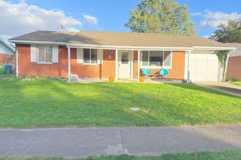 Photo of 1726 Fair Oaks Drive, Sidney, OH 45365 (MLS # 1042285)