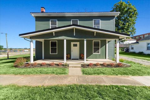 Photo of 512 W Columbus Street, West Liberty, OH 43357 (MLS # 1041389) Photo of 512 W Columbus Street, West Liberty, OH 43357 (MLS # 1041389)