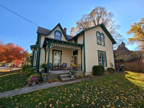 Photo of 429 E Court Street, Urbana, OH 43078 (MLS # 1042378)