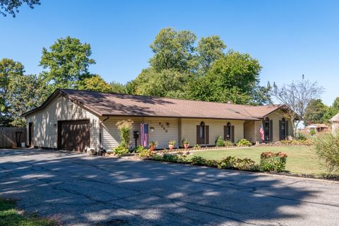 Photo of 6060 Detrick Road, Tipp City, OH 45371 (MLS # 1041780)