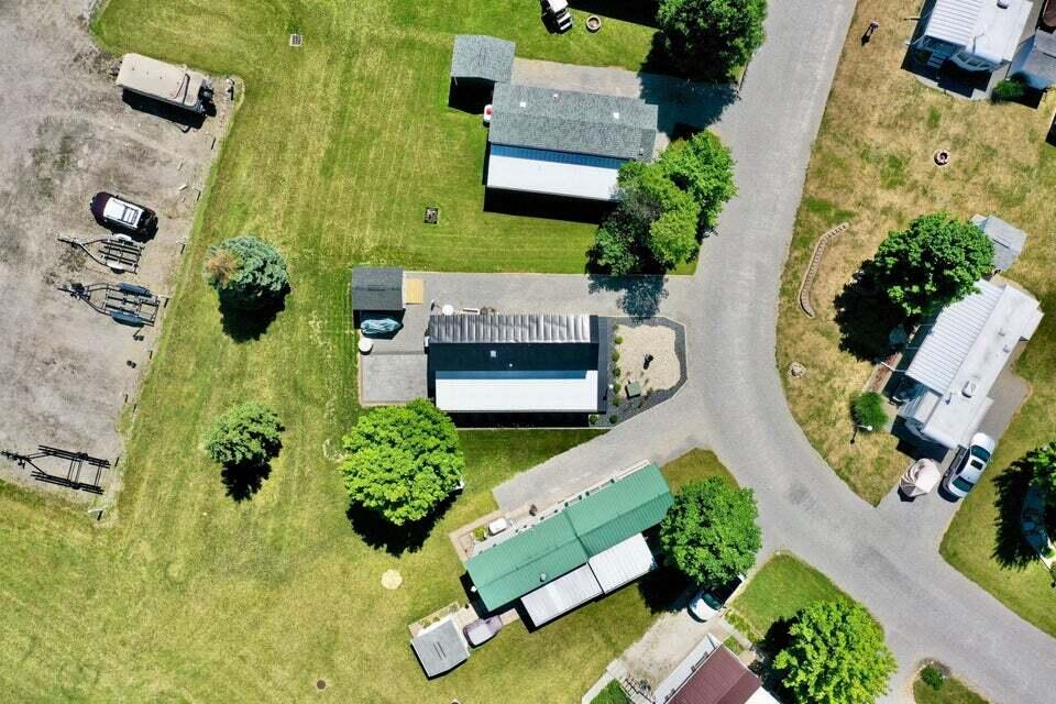 Photo 42 of 52 of 11377 Twp Rd 266 Lot 7 mobile home