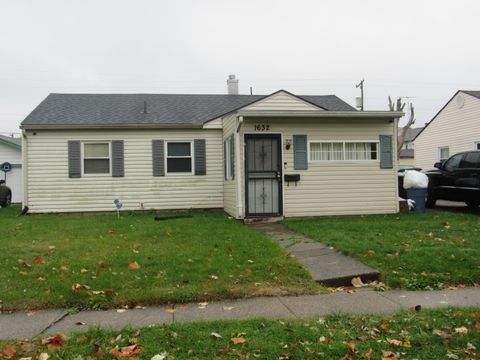 Photo of 1632 Springmont Avenue, Springfield, OH 45506 (MLS # 1042429)