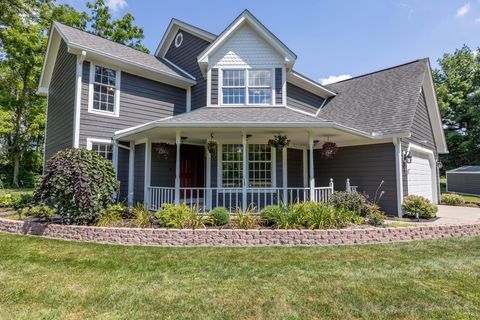 Photo of 1106 N County Hwy 32, Bellefontaine, OH 43311 (MLS # 1040644)