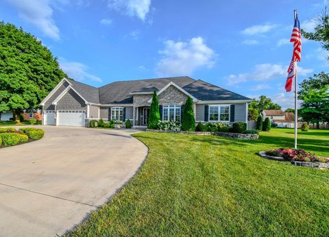 Photo of 1400 Troy Urbana Road, Troy, OH 45373 (MLS # 1041197) Photo of 1400 Troy Urbana Road, Troy, OH 45373 (MLS # 1041197)