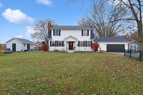 Photo of 4455 Derr Road, Springfield, OH 45503 (MLS # 1042688)