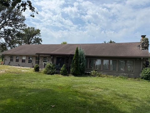 Photo of 9155 US Route 127, Celina, OH 45822 (MLS # 1040807) Photo of 9155 US Route 127, Celina, OH 45822 (MLS # 1040807)