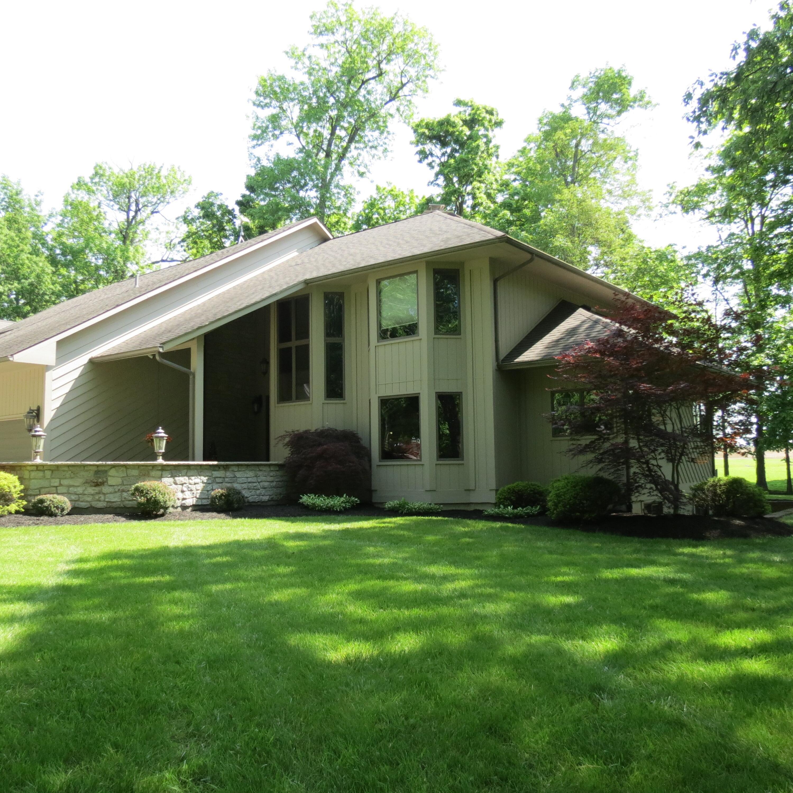 10207 Oak Creek Drive