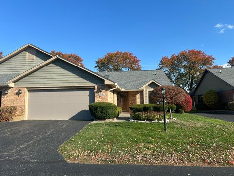Photo of 3126 Lakeview Court #3126, Springfield, OH 45503 (MLS # 1042462)
