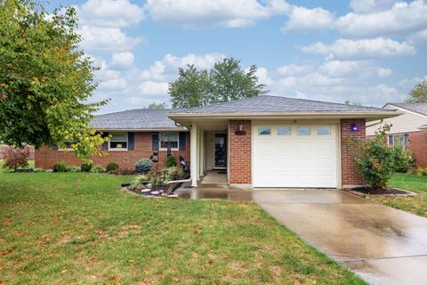 Photo of 109 Silverstone Drive, Englewood, OH 45322 (MLS # 1041901)